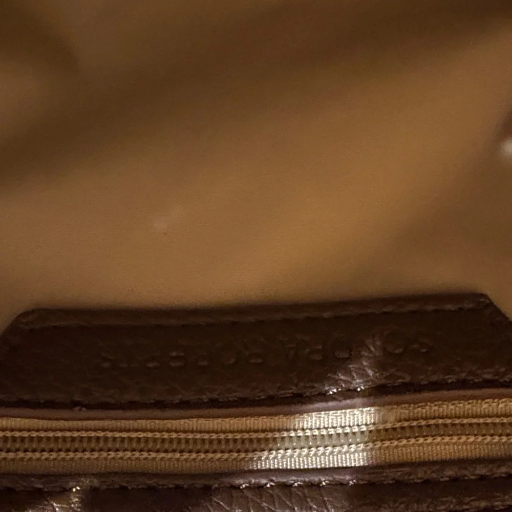 Sondra Roberts Brown Crossbody Bag - Picture 4 of 9